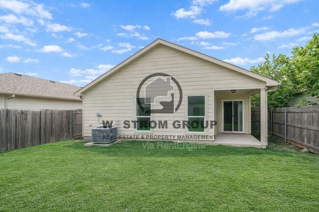 Building Photo - 2201 Sweetwood Dr