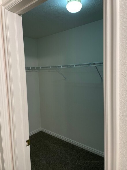 Building Photo - 14021 Sonora Way