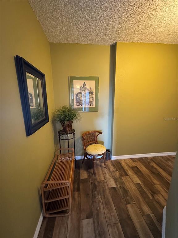 Building Photo - 5567 Sea Forest Dr
