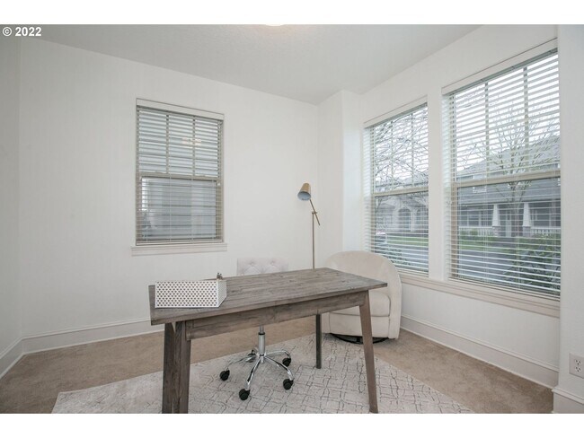 Building Photo - 17335 SW Montague Way