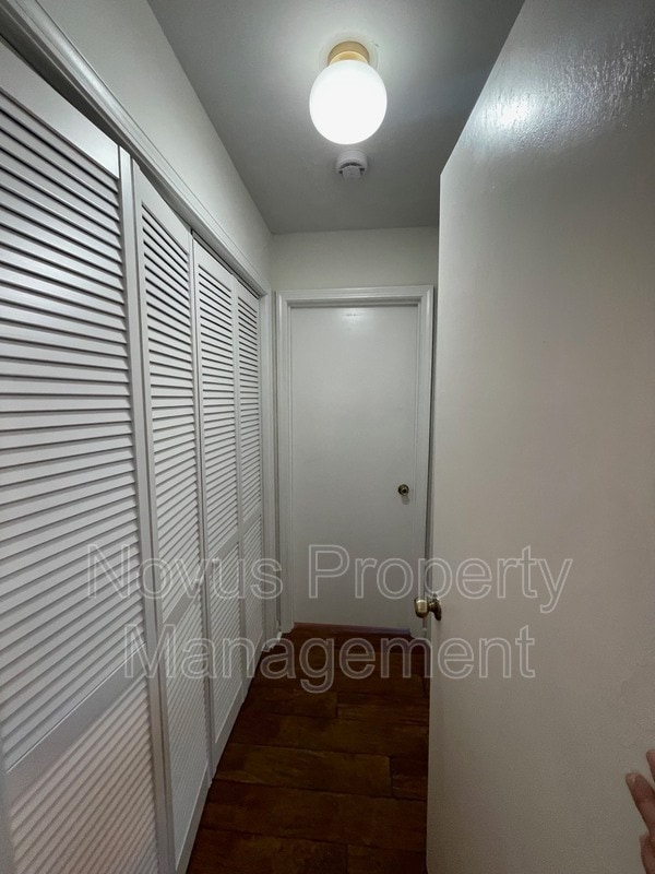 Building Photo - 121 Chipley Creek Dr