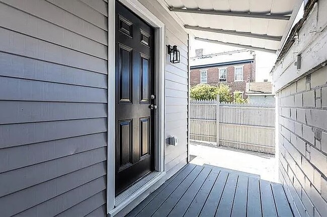 Building Photo - 4923 Butler St