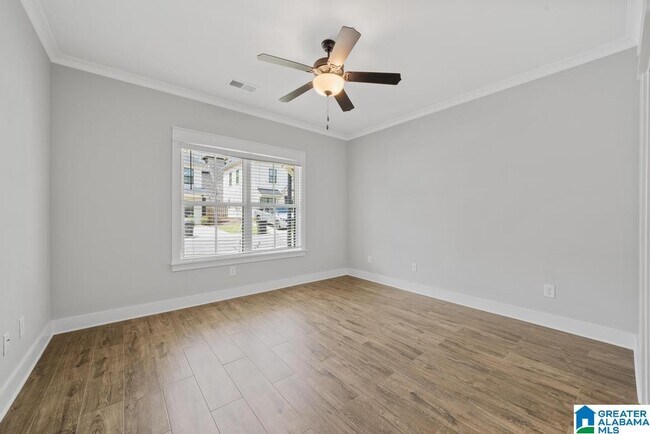 Building Photo - 1509 Cottage Grv