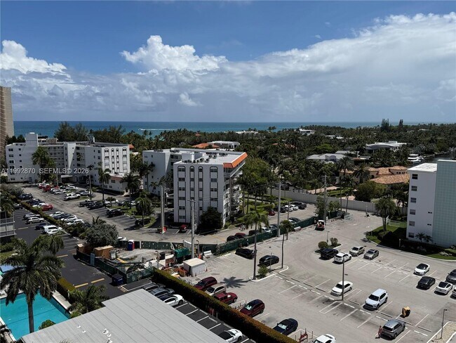 Building Photo - 3161 S Ocean Dr