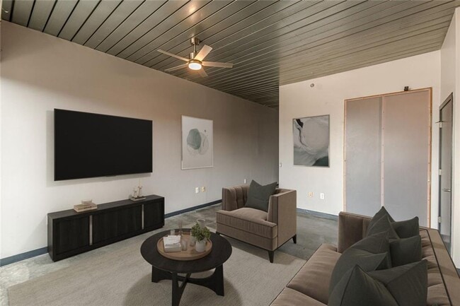 Building Photo - 620 Glen Iris Dr NE