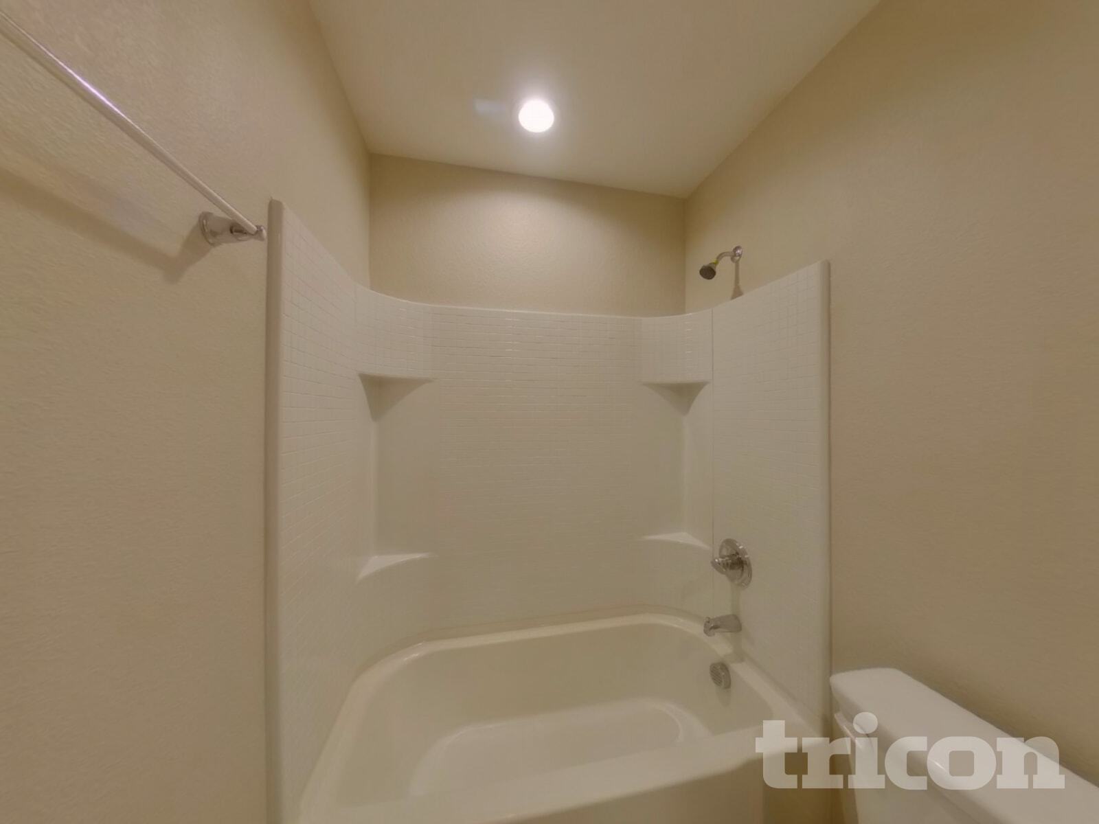 Building Photo - 2557 Hadley St