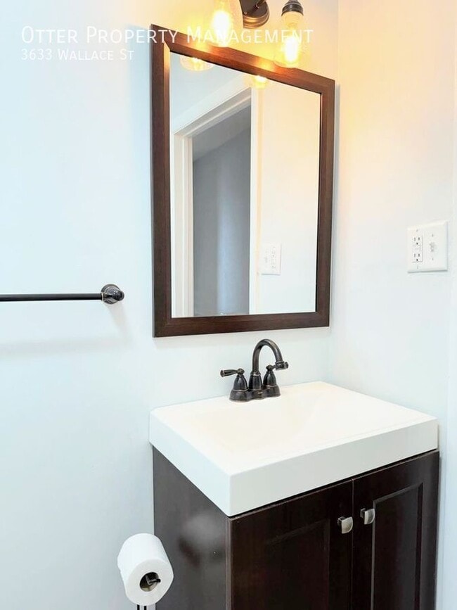 Building Photo - 3633 Wallace St