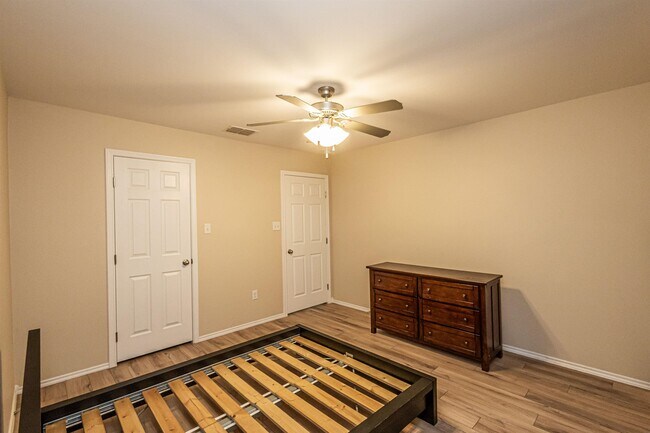Building Photo - 11234 Sierra Gorda Dr
