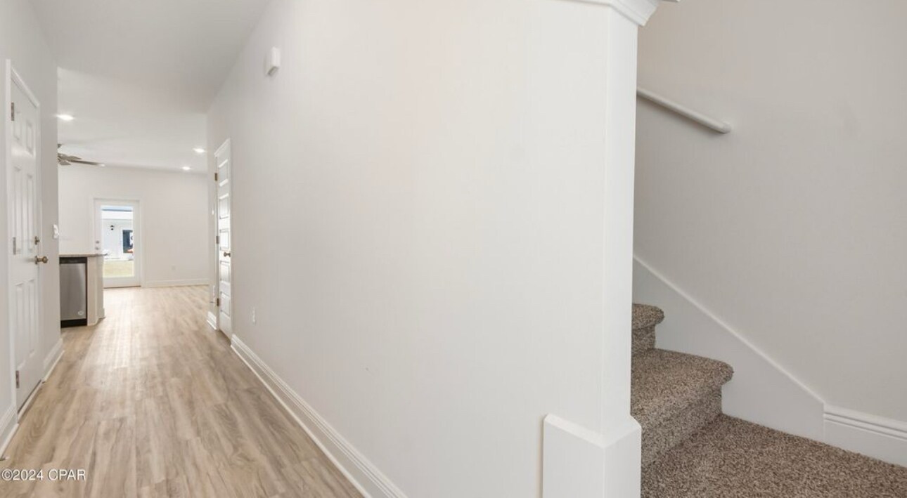 Building Photo - 456 Melrose Way