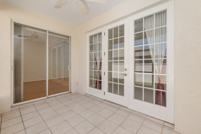 Building Photo - 308 Espana Ct
