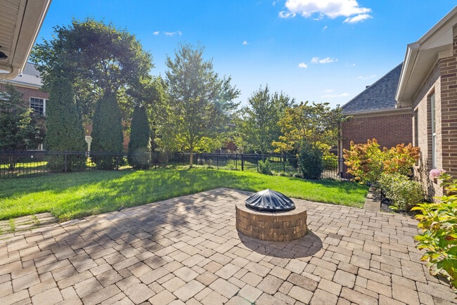 Building Photo - 916 Star of Danube Way