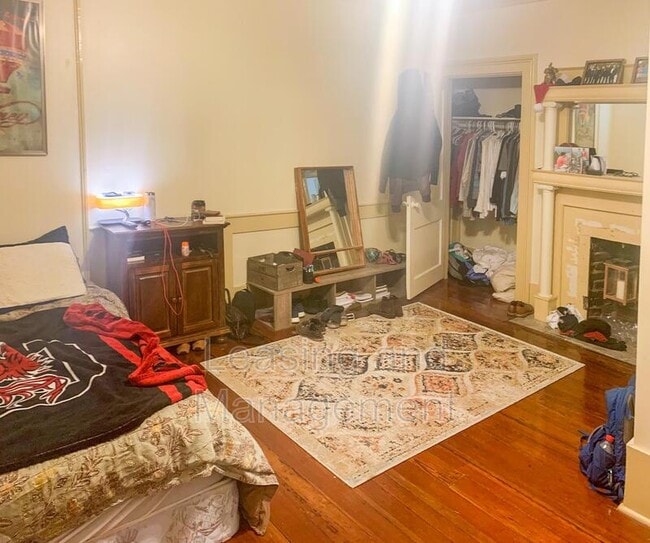 Building Photo - 25 George St