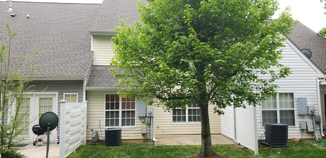 Building Photo - 6357 Double Eagle Dr