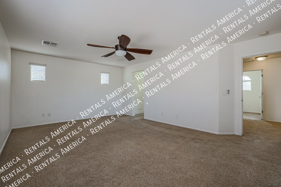 Building Photo - 2134 S Seton Ave