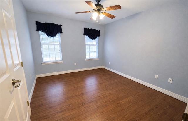 Building Photo - 1825 Glenway Dr