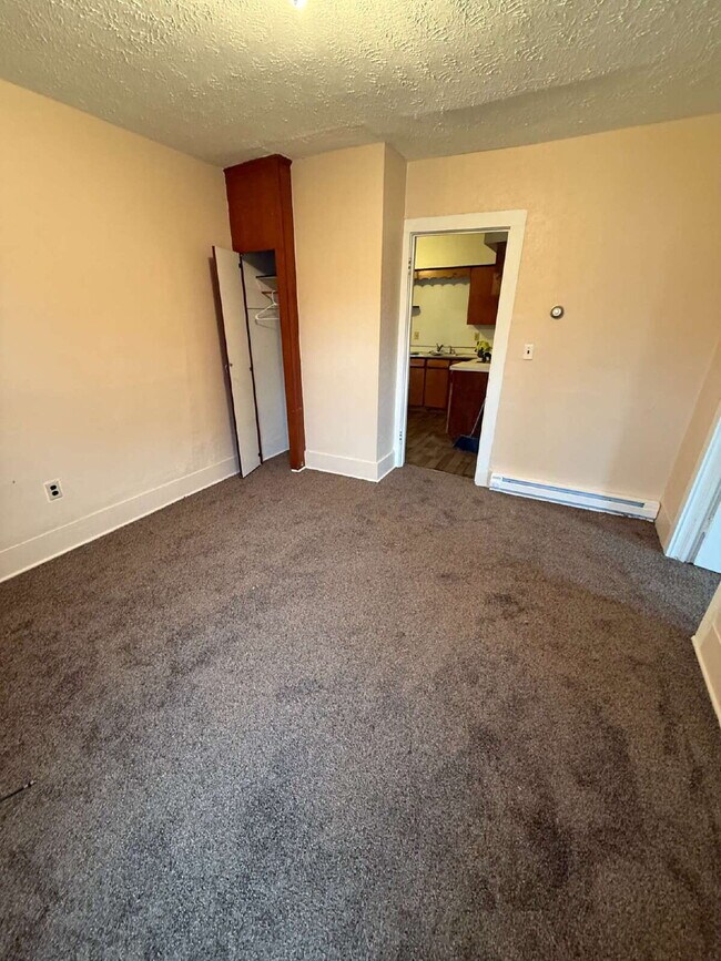 Building Photo - 1 Bedroom Apartment in Piffard – Available Early October