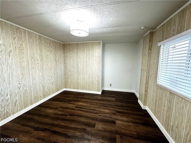 Building Photo - 16004 Tangelo Way