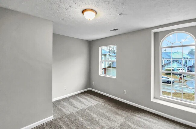 Building Photo - 1755 Soapstone Ct