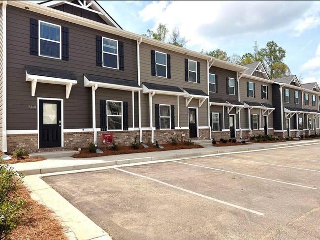 Building Photo - 3 Bed Townhome For Lease At The Hamlet At Wyndham