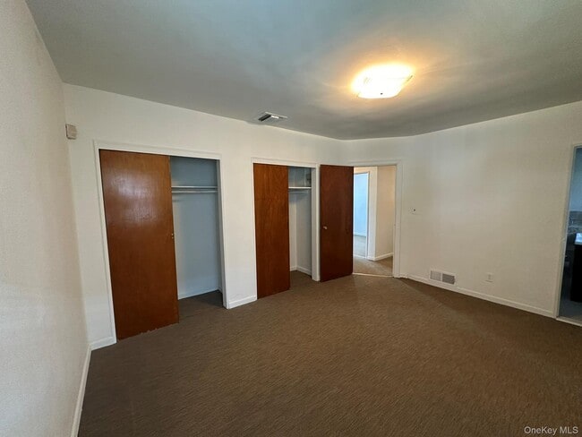 Building Photo - 87-89-89 191st St