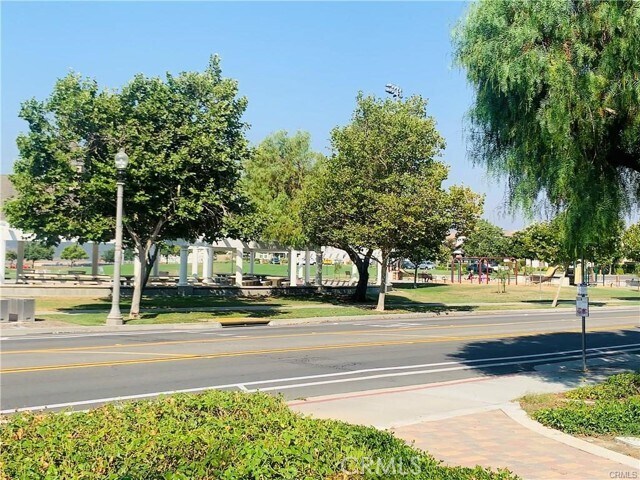Building Photo - 40277 Balboa Dr