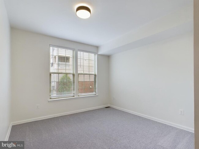 Building Photo - 6479 Jack Linton Dr S