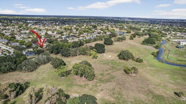 Building Photo - 1776 The 12th Fairway