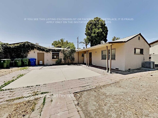 Building Photo - 14205 Haynes St