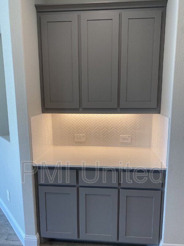 Building Photo - 11525 Nicholson Ln