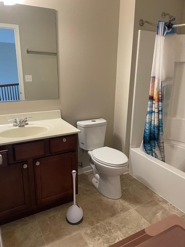 Building Photo - 2755 Blakely Ln