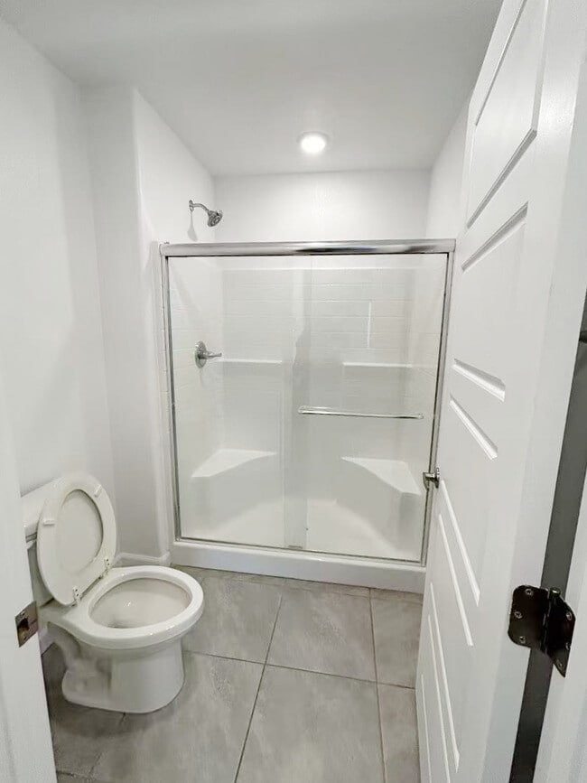 Building Photo - 3447 Grecian Queen Ave