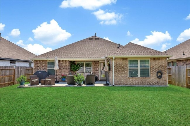 Building Photo - 15415 Surrey Pines Ln