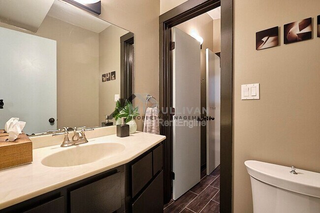 Building Photo - 500 Bayberry Dr