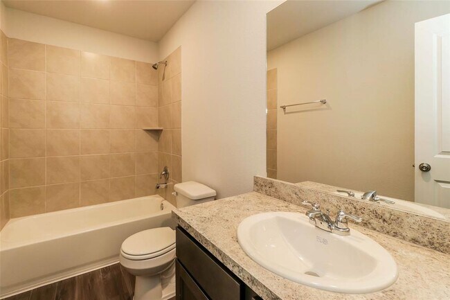 Building Photo - 2404 Bull Trout Dr