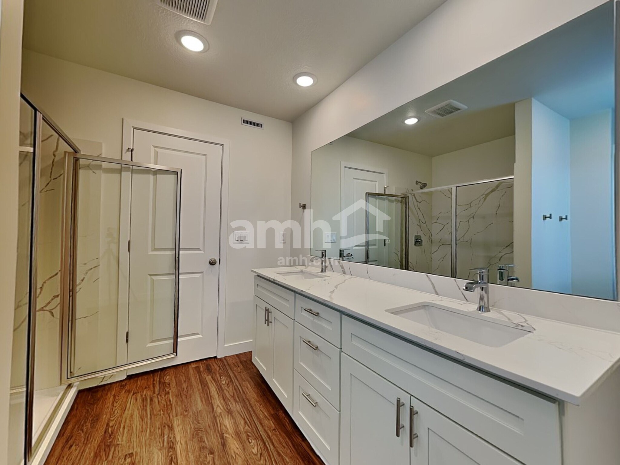 Building Photo - 8952 Wilroy Rd