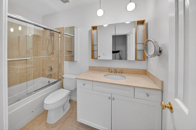 Building Photo - 1520 O St NW