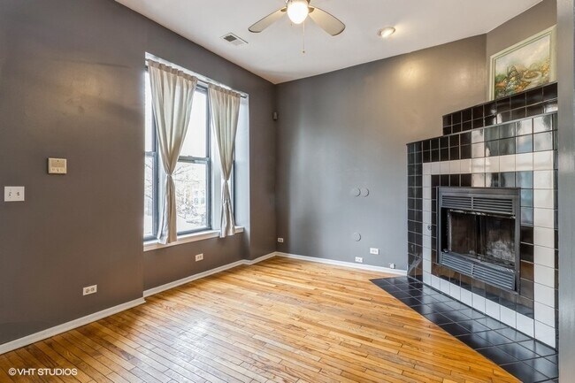 Building Photo - 1244 N Wolcott Ave