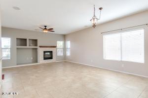 Building Photo - 1341 S 173rd Ln