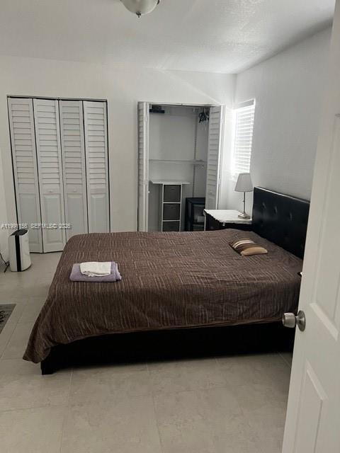 Building Photo - 644 SW 1st Ct