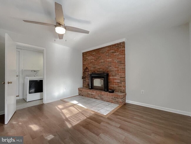 Building Photo - 18937 McKays Cove Ln