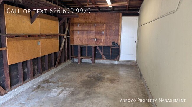 Building Photo - 741 E Poppyfields Dr