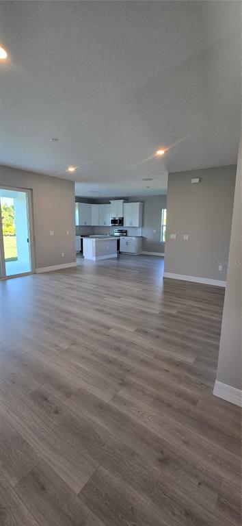 Building Photo - 307 Mendoza St