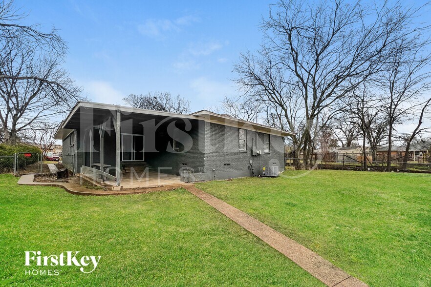 Building Photo - 3825 Tolbert St