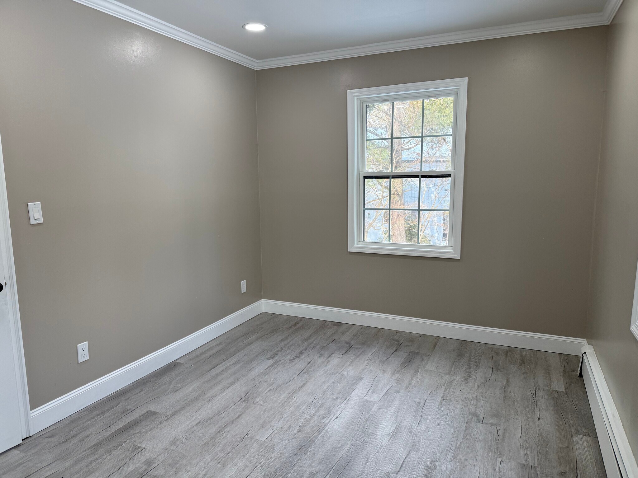 Building Photo - 661 Mount Lucas Rd