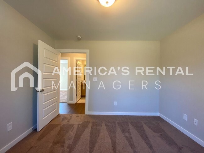 Building Photo - Wonderful Home for Rent in Talladega, AL... Available to View Now!!!