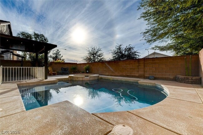 Building Photo - 6037 Sea Cliff Cove St