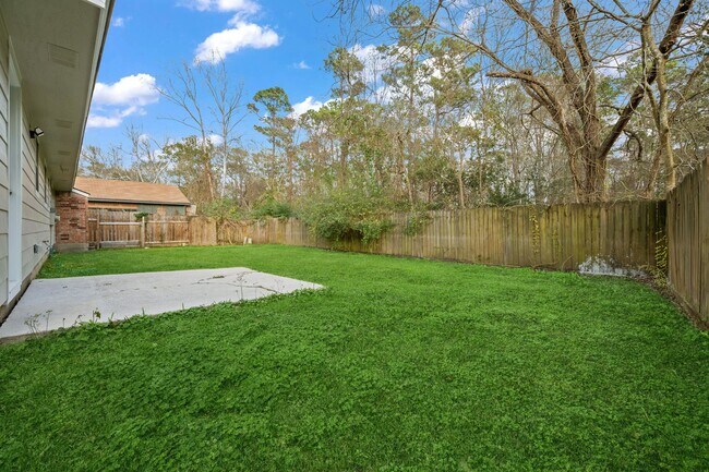 Building Photo - 17318 Broken Back Dr