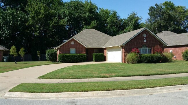 Building Photo - 2532 Cornerstone Pl