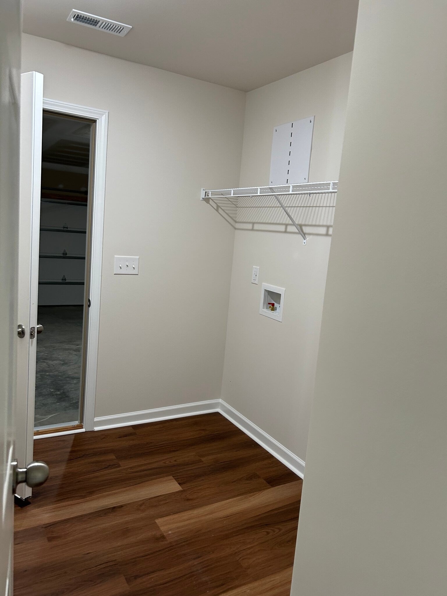 Building Photo - 260 Swinson Dr