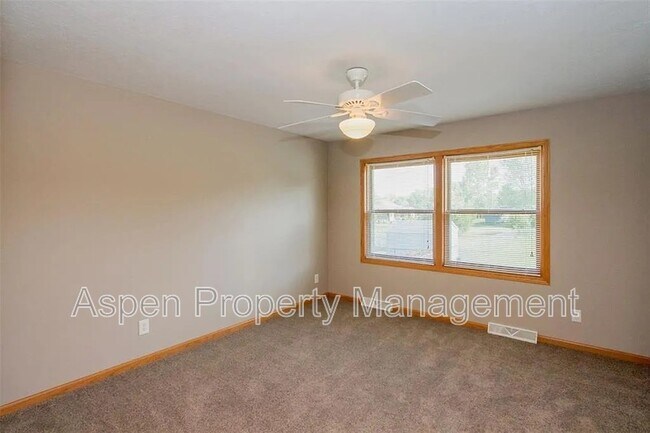 Building Photo - 117 Buckeye Ln